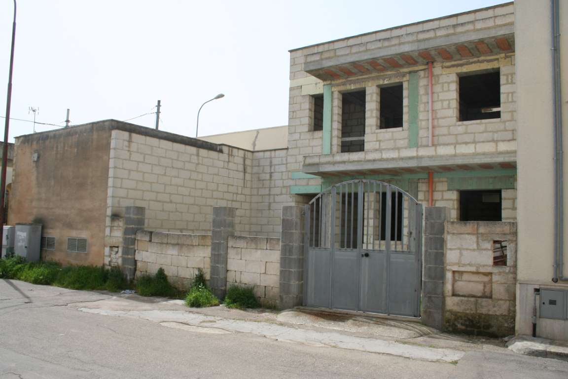Ugento: rustico - 4 locali - 95.00 mq